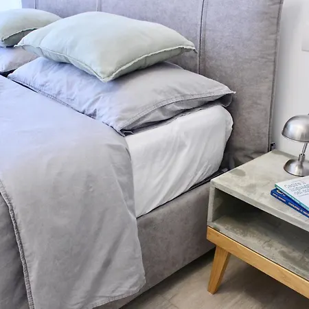 Contemporary New Flat Milão